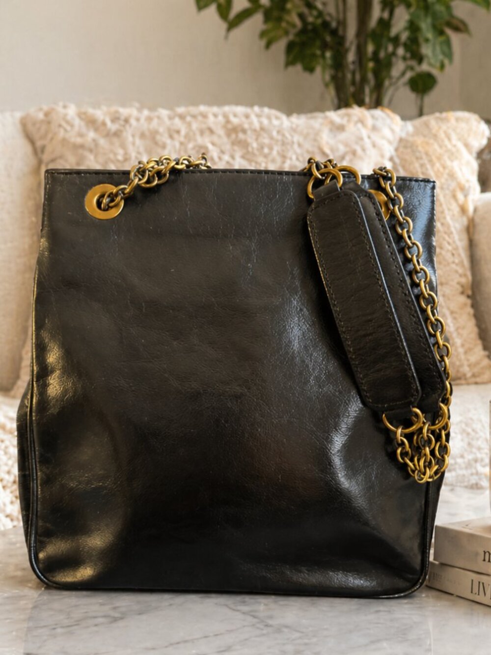 HOBO International Black Distressed Leather Shoulder Bag Vintage Structured Chai